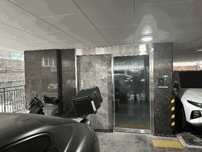 관련사진