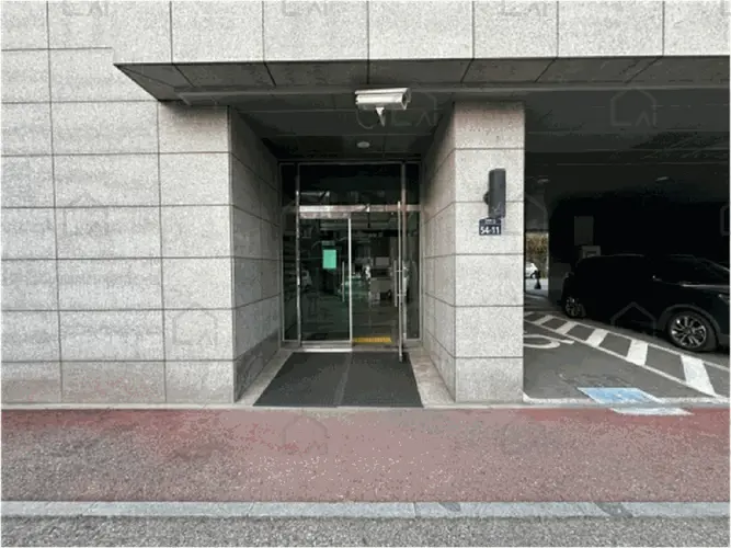 B0002152025013005223410.jpg