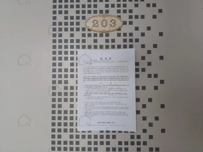 B0002402024013057031910.jpg