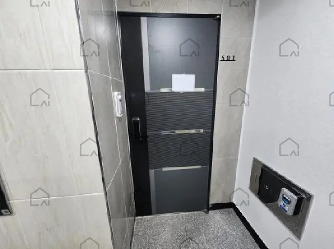 B0002502025013005520832.jpg