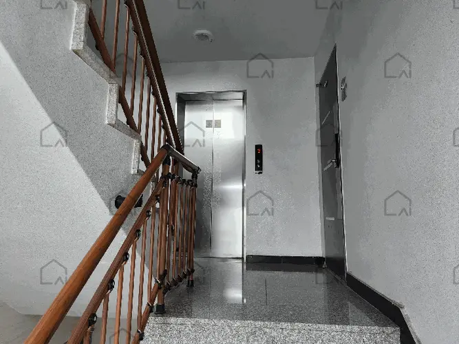 B000285202501300512015.jpg
