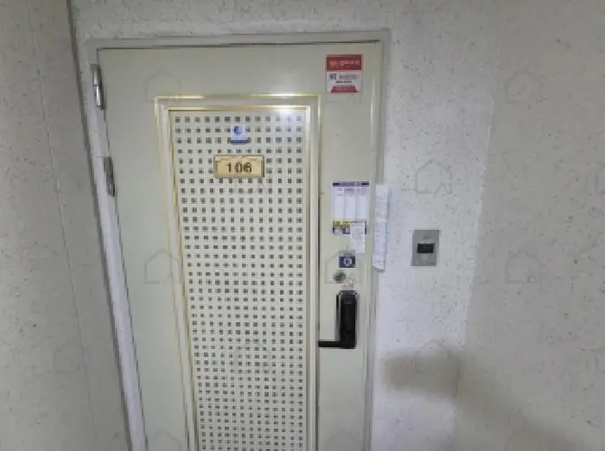B0003172025013000033810.jpg