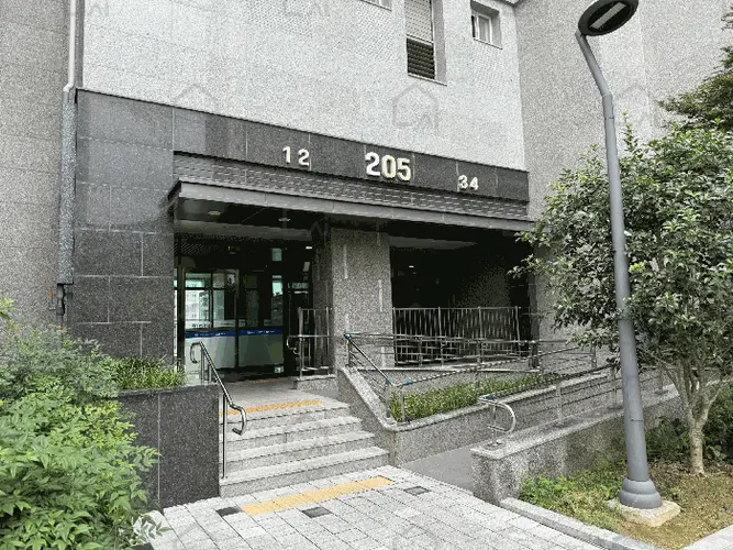B0004122025013000066011.jpg