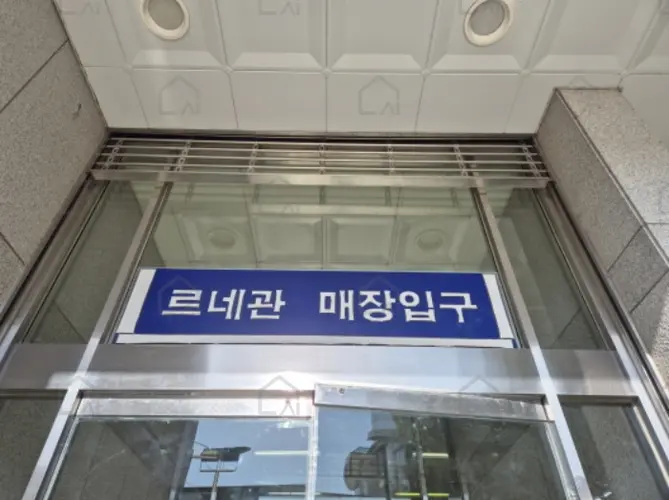 관련사진