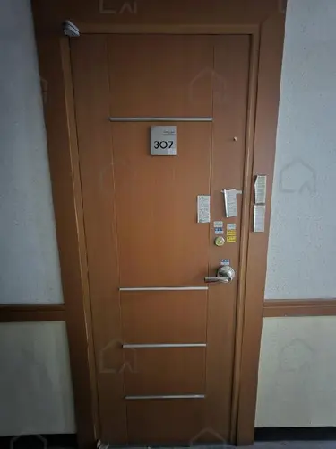 B0005102025013003447811.jpg