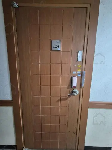 B0005102025013003447813.jpg